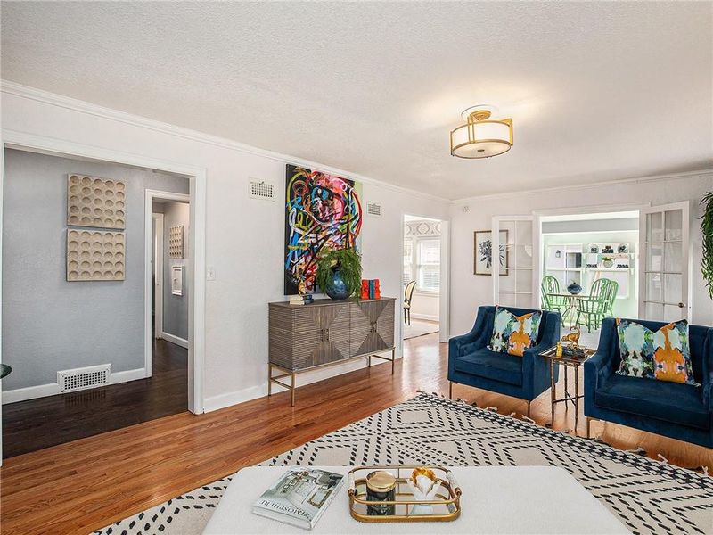 601 E 64th Ter, Kansas City, MO 64131