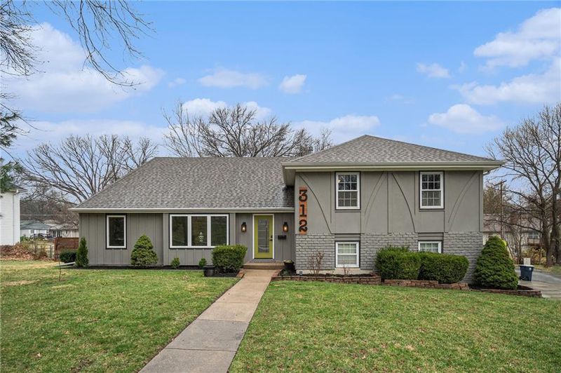 312 E 117th Ter, Kansas City, MO 64114