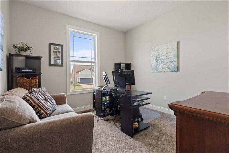 24993 W 144th St, Olathe, KS 66061