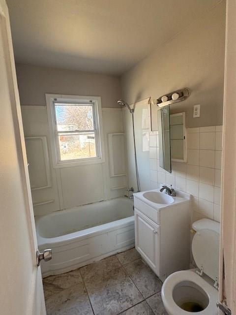 1202 E 81st St, Kansas City, MO 64131