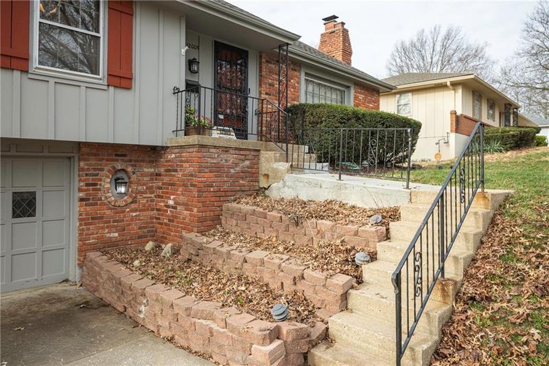 12005 E 62nd St, Kansas City, MO 64133