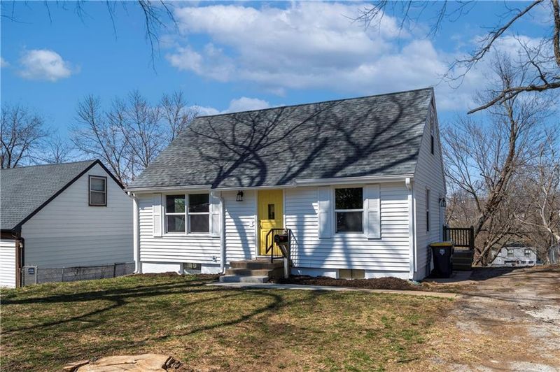 7500 E 49th St, Kansas City, MO 64129