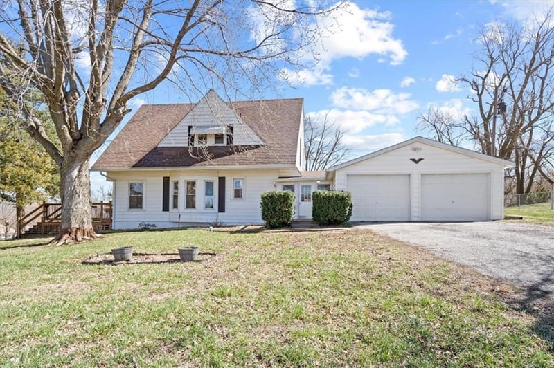 203 Main St, De Kalb, MO 64440