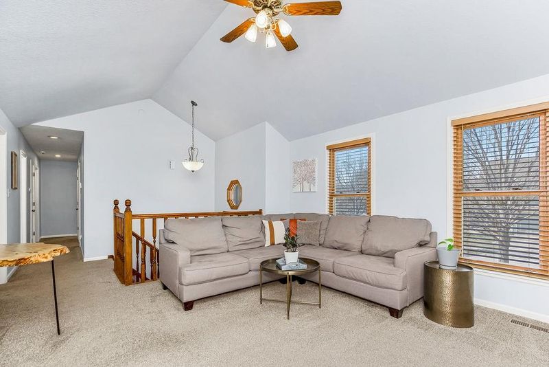 8515 N Winan Ave, Kansas City, MO 64153
