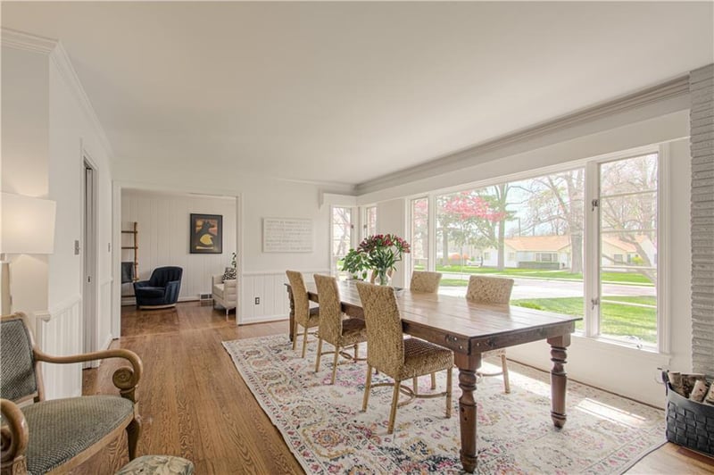 6308 W 66th St, Overland Park, KS 66202