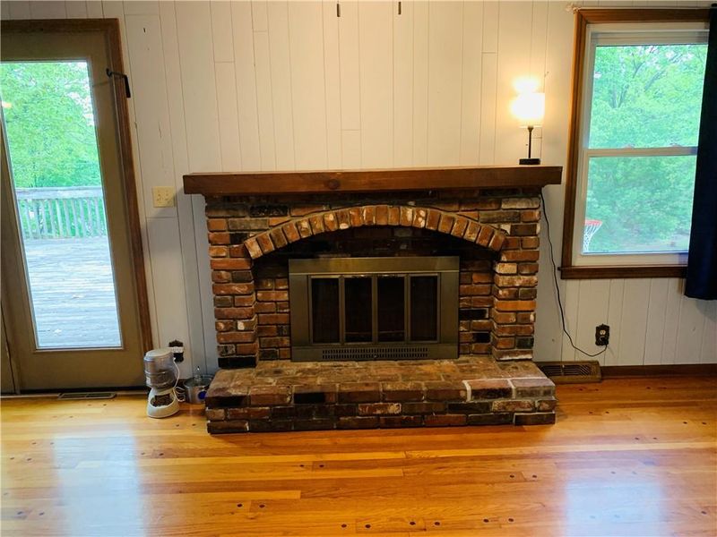 6717 N Euclid Ave, Gladstone, MO 64118