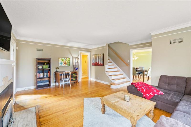 643 E 70th Ter, Kansas City, MO 64131