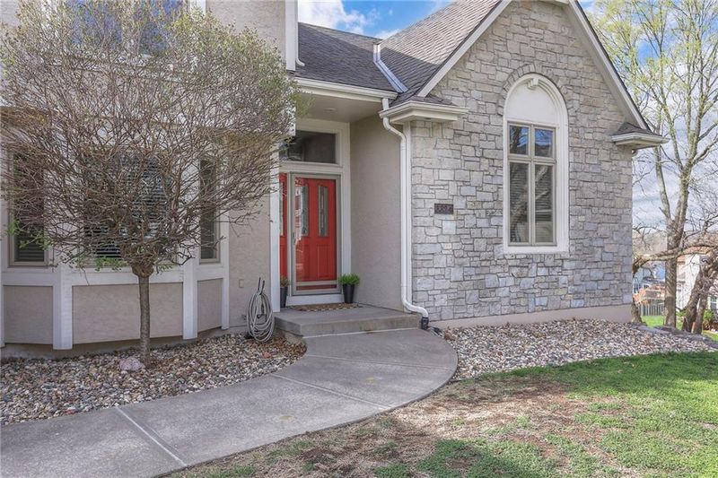 3324 Tepee Ct, Independence, MO 64057