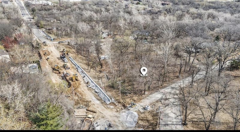 8001 N Green Hills Rd, Kansas City, MO 64151