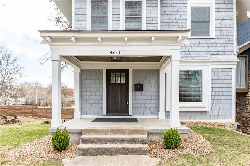 4233 Harrison St, Kansas City, MO 64110