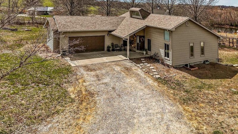 404 NW 1121 Rd, Centerview, MO 64019