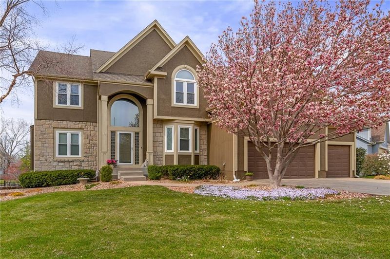 12844 Haskins St, Overland Park, KS 66213