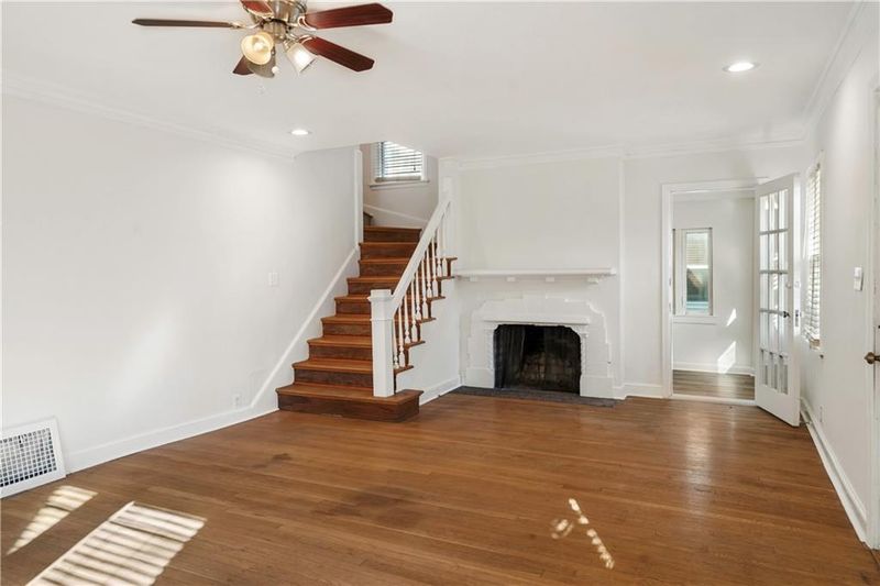 420 E 75th St, Kansas City, MO 64131