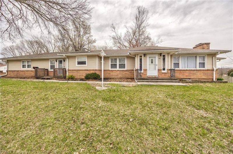 8507 E 87th St, Kansas City, MO 64138