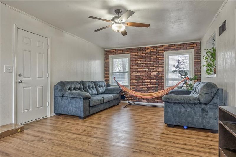 8507 E 87th St, Kansas City, MO 64138