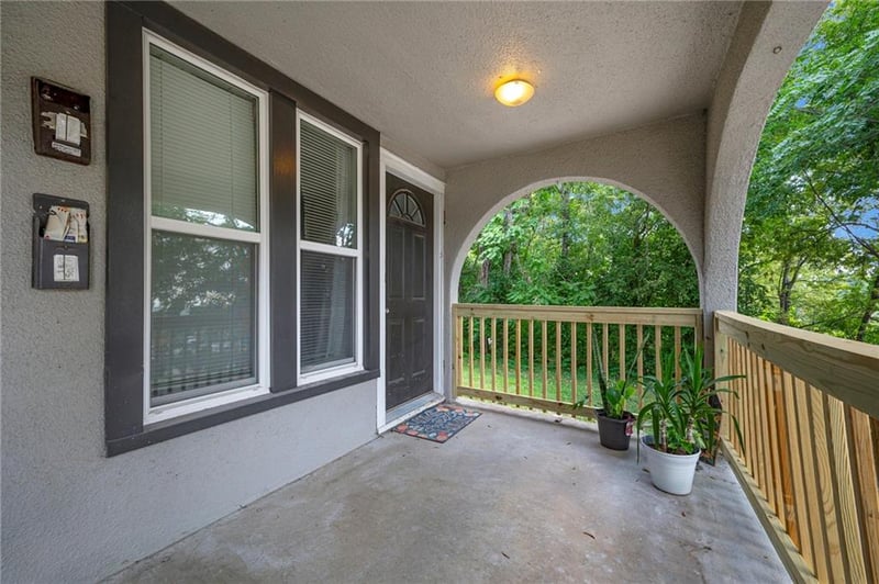 3318 E 10 St, Kansas City, MO 64127