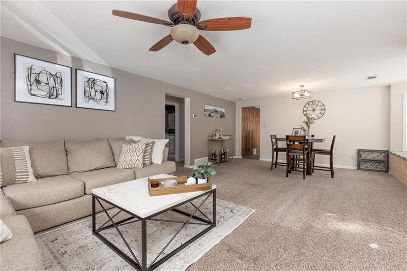 5401 N Delta Ave, Kansas City, MO 64151