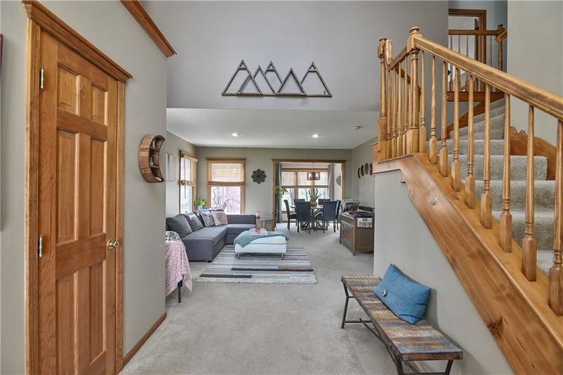 2011 NW 81st Pl, Kansas City, MO 64151