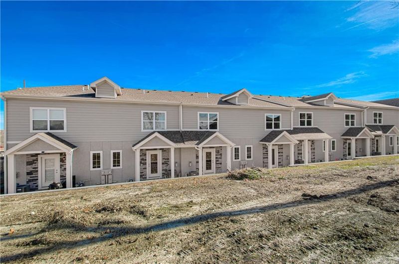 1093 N Findley St, Olathe, KS 66061
