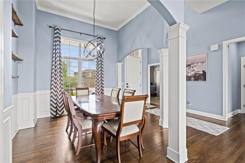 3112 SE 2nd St, Lee's Summit, MO 64063