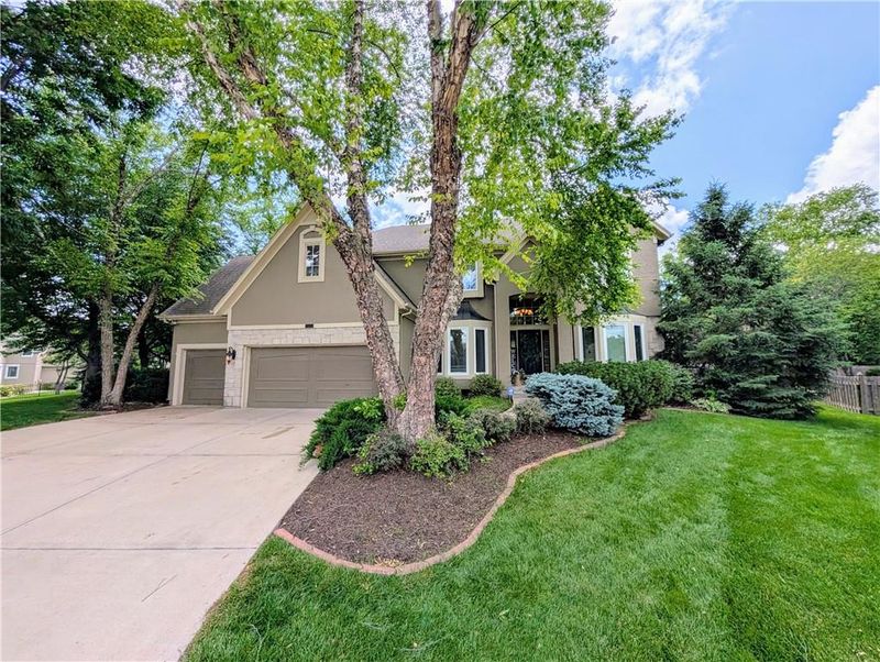 17415 W 84th St, Lenexa, KS 66219
