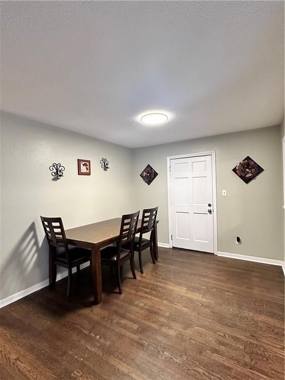 8420 Marsh Ave, Raytown, MO 64138