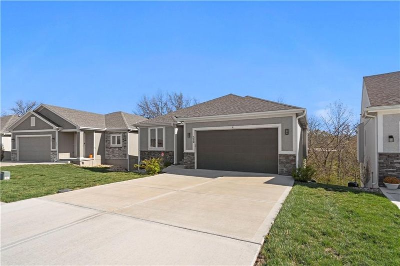 530 110th St, Kansas City, MO 64155