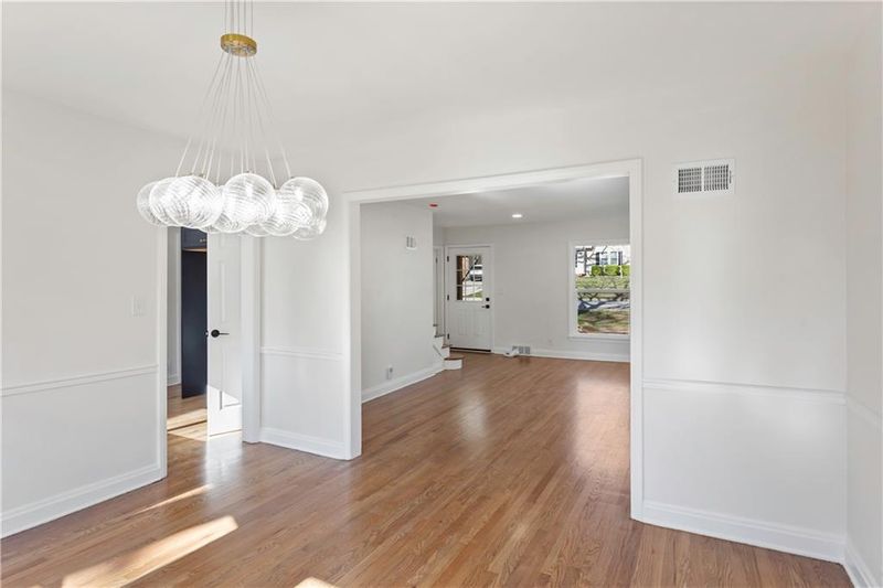 5232 Clark Dr, Roeland Park, KS 66205