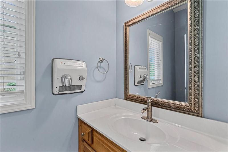 14712 Maple St, Overland Park, KS 66223