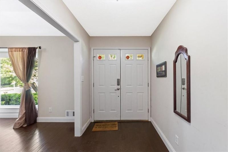 609 E 89th St, Kansas City, MO 64131