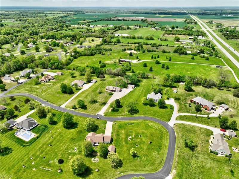 12621 E Oliver Ps, Nevada, MO 64772