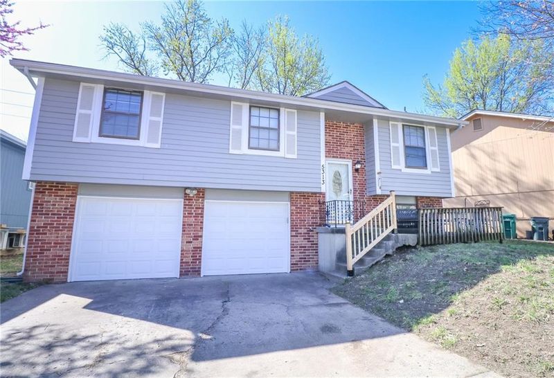5313 Crest Dr, Kansas City, KS 66106
