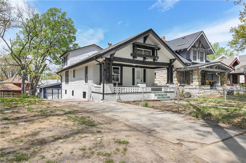 4142 S Benton Ave, Kansas City, MO 64130