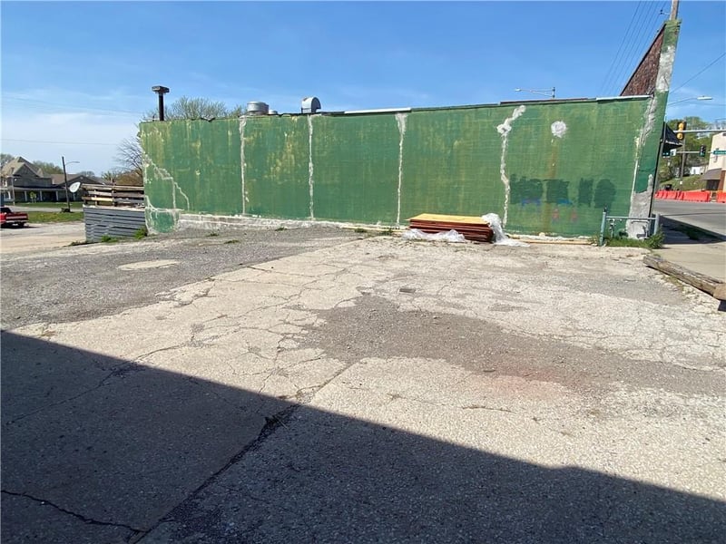 6106 King Hill Ave, St Joseph, MO 64504