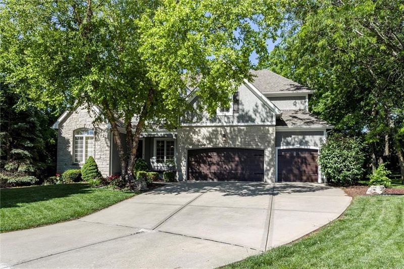 11728 S Lewis Dr, Olathe, KS 66061