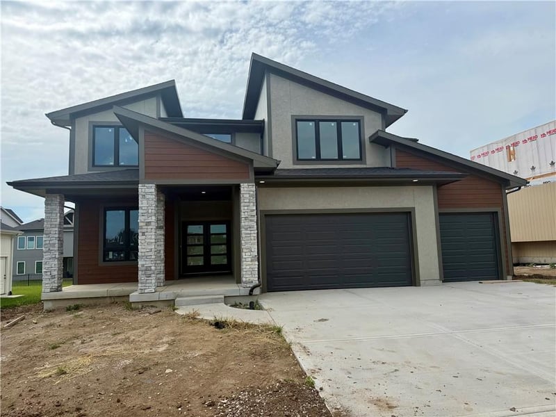 15291 W 161st Ter, Olathe, KS 66062