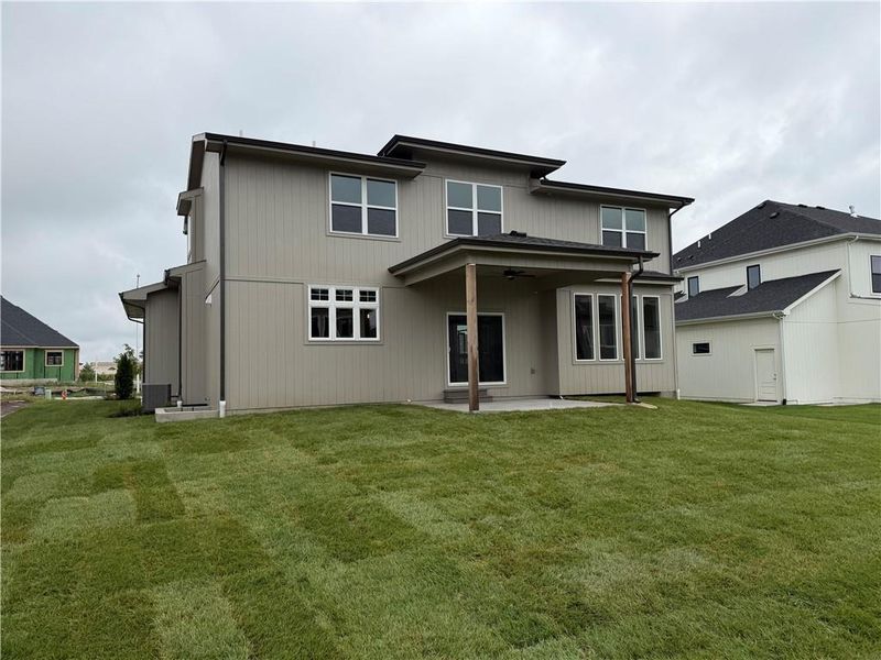 15291 W 161st Ter, Olathe, KS 66062