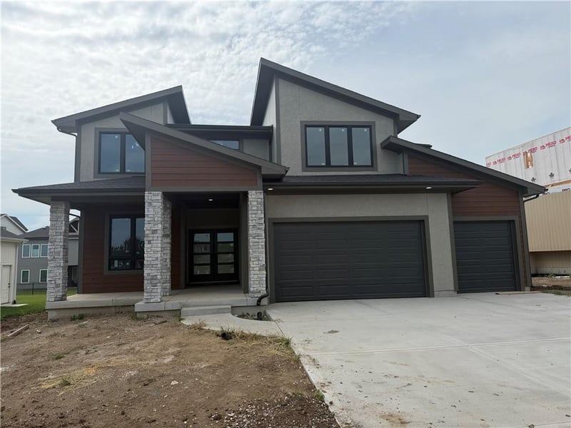 15291 W 161st Ter, Olathe, KS 66062