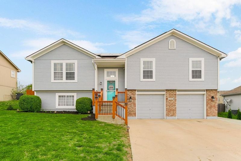 12418 E 55th Ter, Kansas City, MO 64133