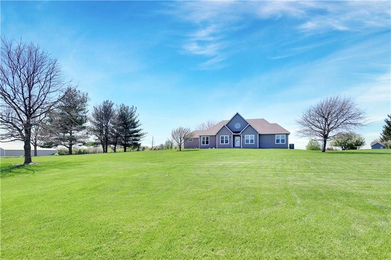 1800 SW Cemetery Rd, Oak Grove, MO 64075