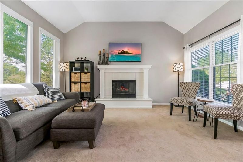 14047 W 150th Ter, Olathe, KS 66062