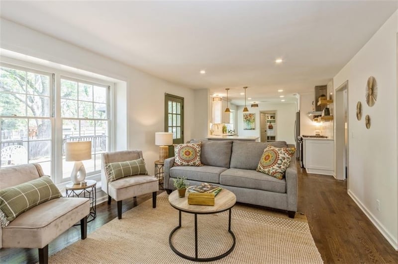 10031 Catalina St, Overland Park, KS 66207