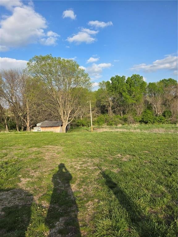 10901 NE Reinking Rd, Kansas City, MO 64156