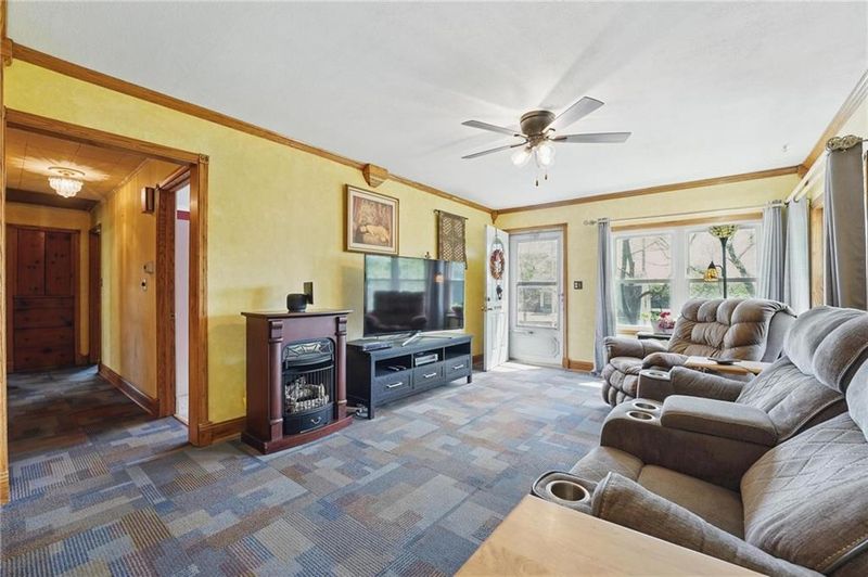 4216 Harmony Dr, Kansas City, KS 66106