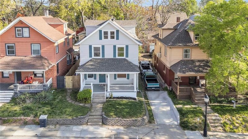 210 E 31st St, Kansas City, MO 64108