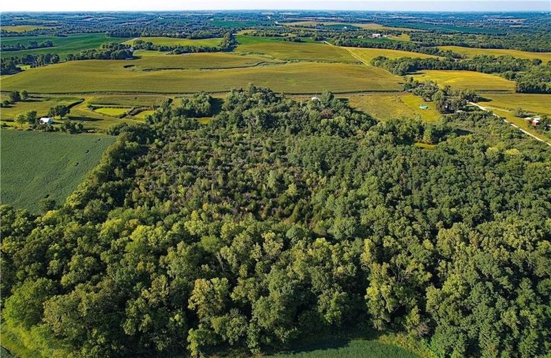 Woodruff Rd, Weston, MO 64098