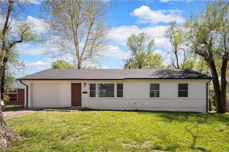 3935 E 47th Ter, Kansas City, MO 64130