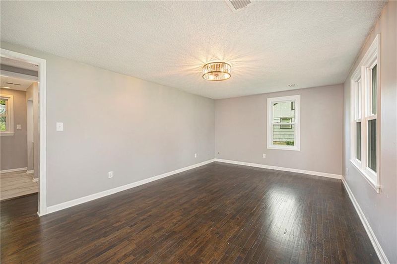 7934 N Jefferson St, Kansas City, MO 64118