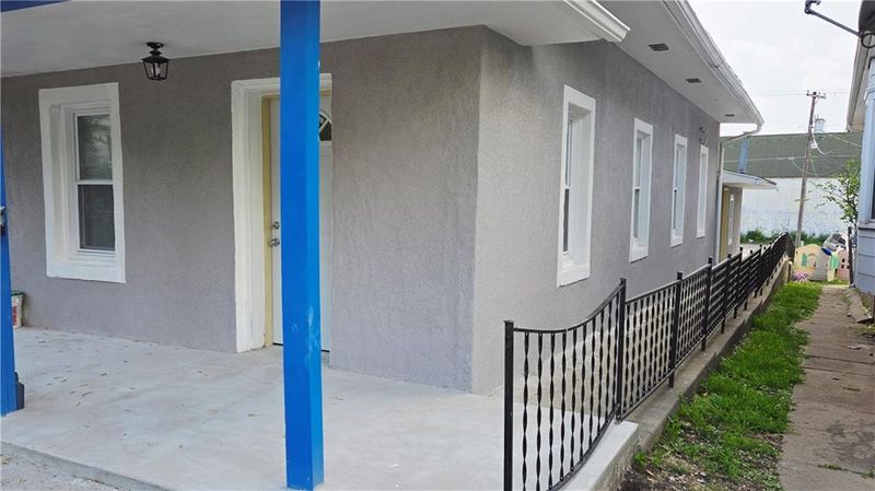 2532 S 11th St, St Joseph, MO 64503