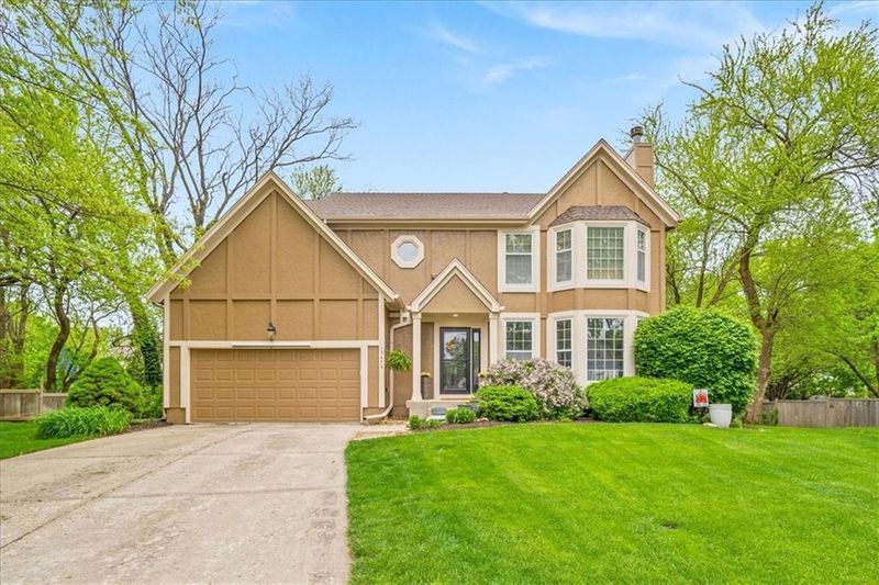 15474 W 139 St, Olathe, KS 66062